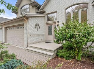 484 Vanderbilt Cres, Windsor, ON N8P1R5
