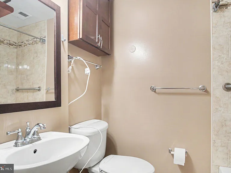 11510 Underoak Ct — Photo 22