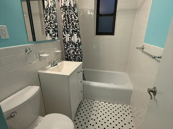 65-15 38th Avenue image 13 of 13