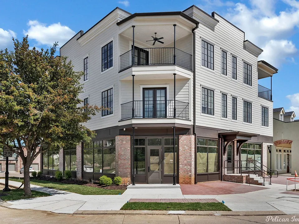 1031 Provenance Place Blvd #202