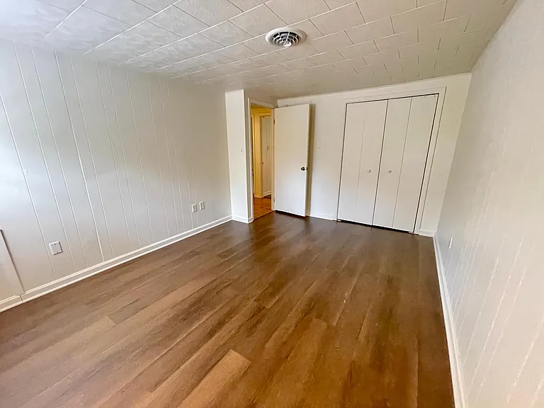 42 Pleasant St — Photo 13