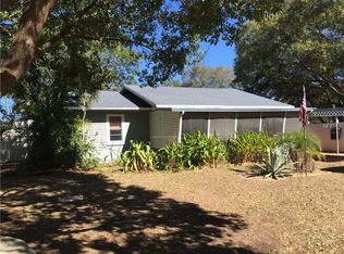 824 2nd Ave NW, Largo, FL 33770