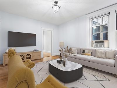 116 Riverway St #14, Boston, MA, 02215