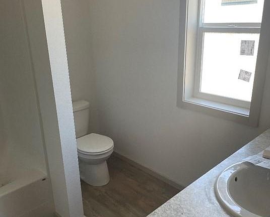 5th image of 203 A Paisley Way
