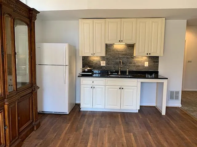 2417 Mill Heights Dr — Photo 1