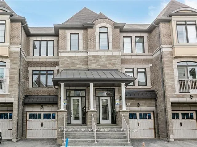 35 Farooq Blvd