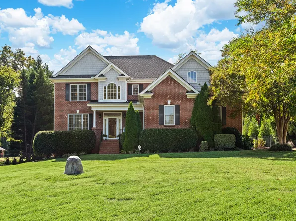 1412 Pitty Pats Path, Zebulon, NC 27597