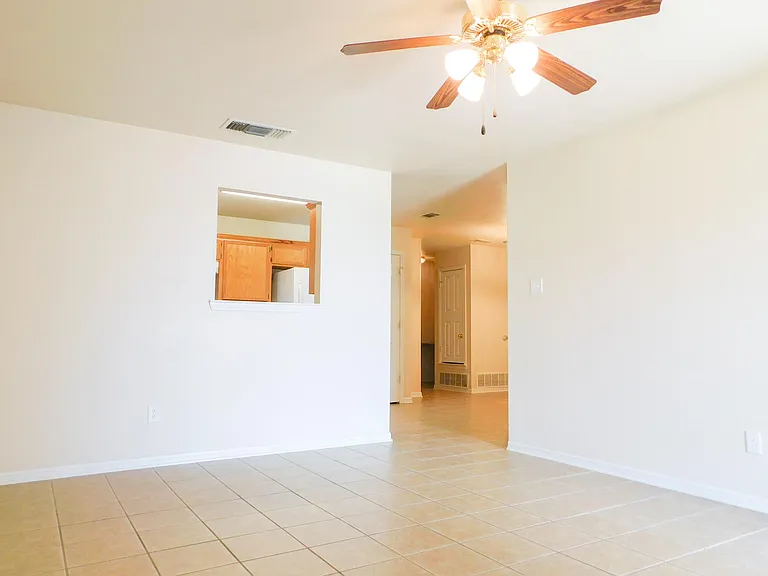 368 Nolan Ridge Dr #A — Photo 2