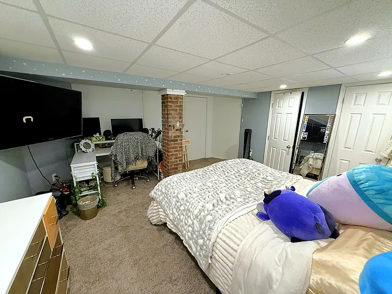 90 Union Ave #1 — Photo 17