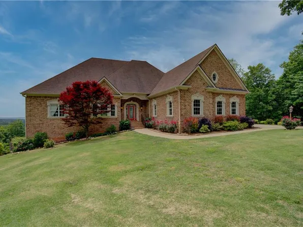 88 Sequoyah Ct, Cedartown, GA 30125