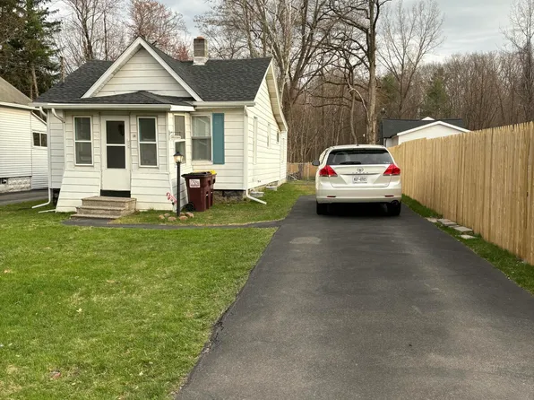 38 Morris Road, Schenectady, NY 12304