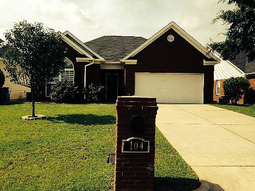 1st image of 104 Sundance Ln
