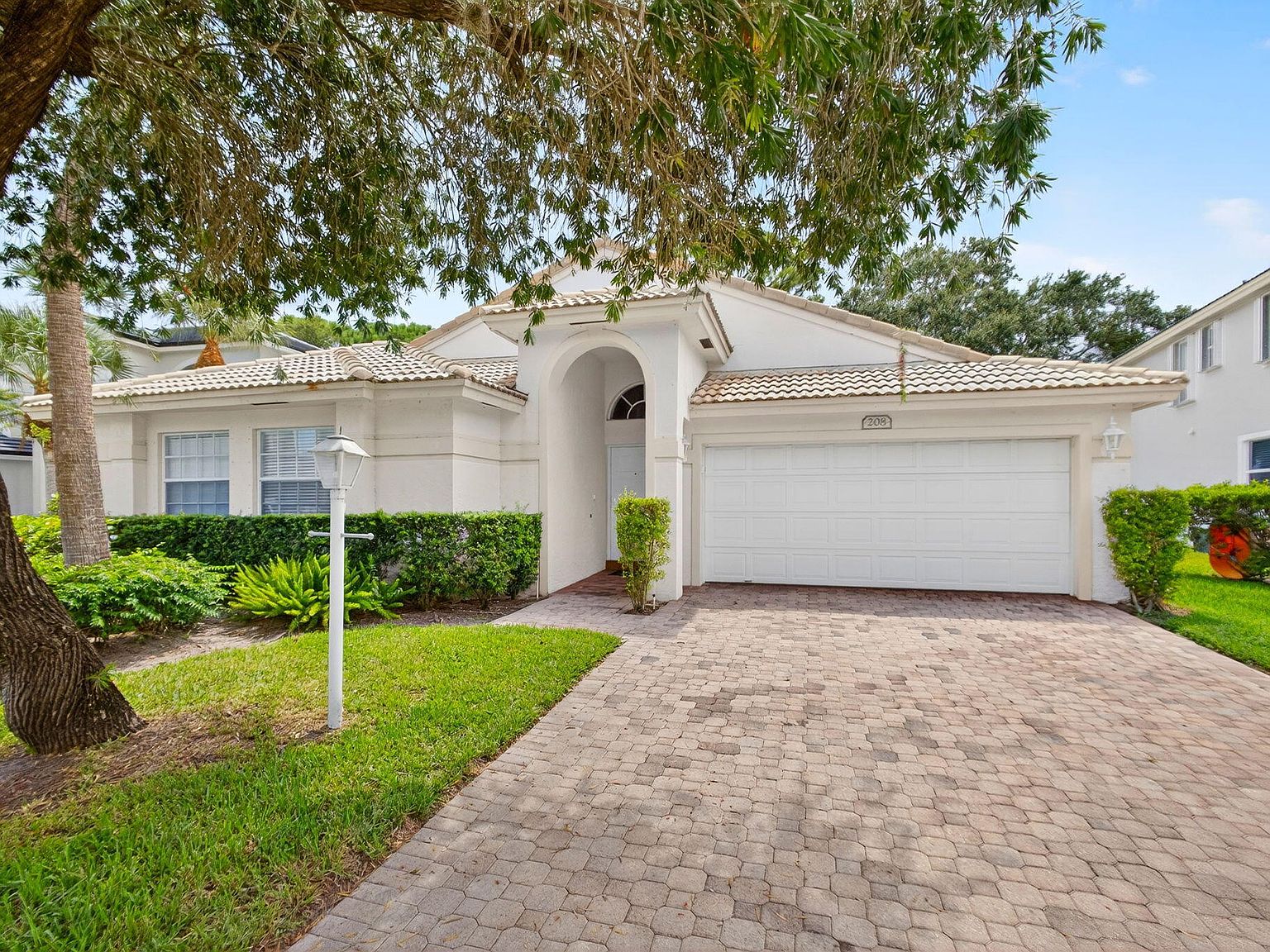 208 Jones Creek Drive