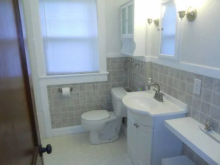 Upstairs Bathroom