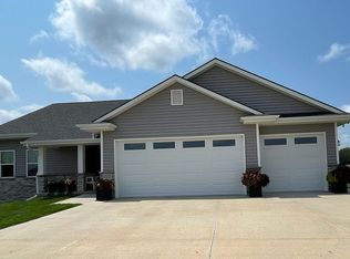 1212 N Birch Cir, Avoca, IA 51521