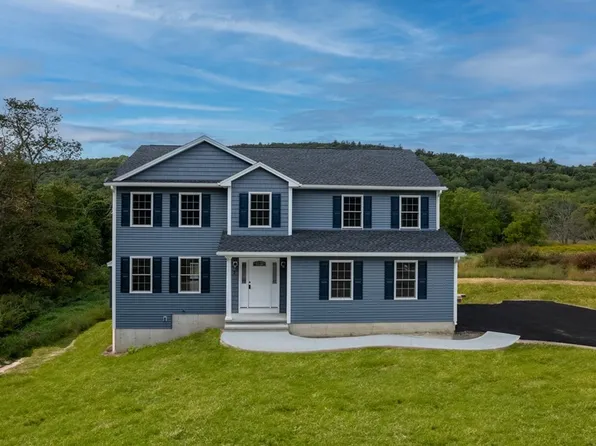 2 Upper Palmer Rd, Monson, MA 01057