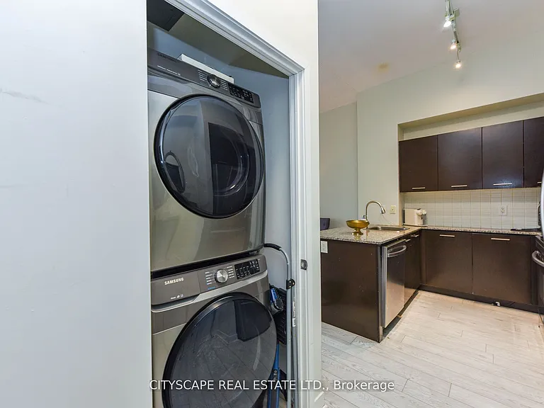365 Prince Of Wales Dr E #611 — Photo 13