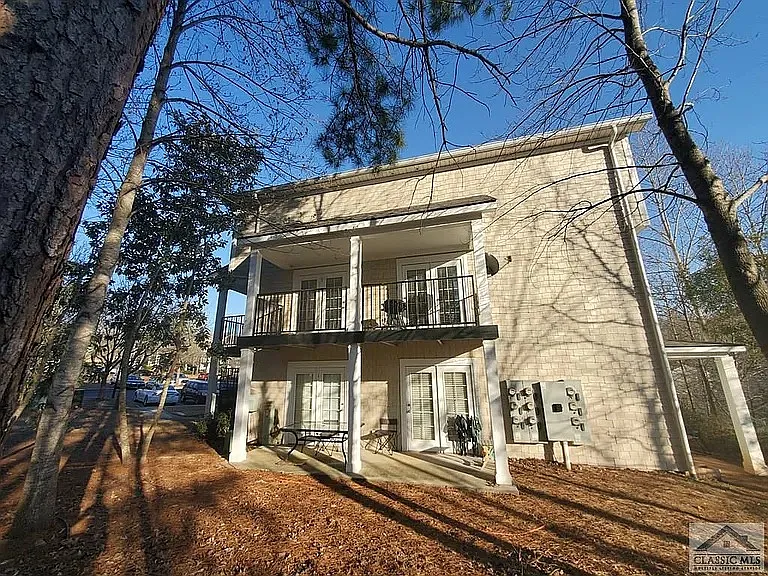 1035 Barnett Shoals Rd #233 — Photo 9