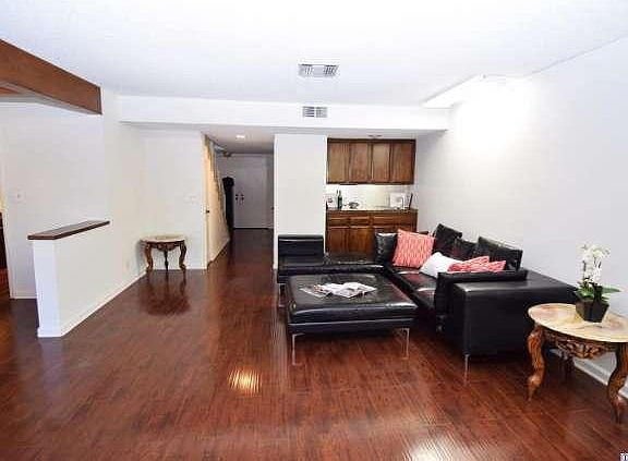 3rd image of 2718 Piedmont Ave APT 6