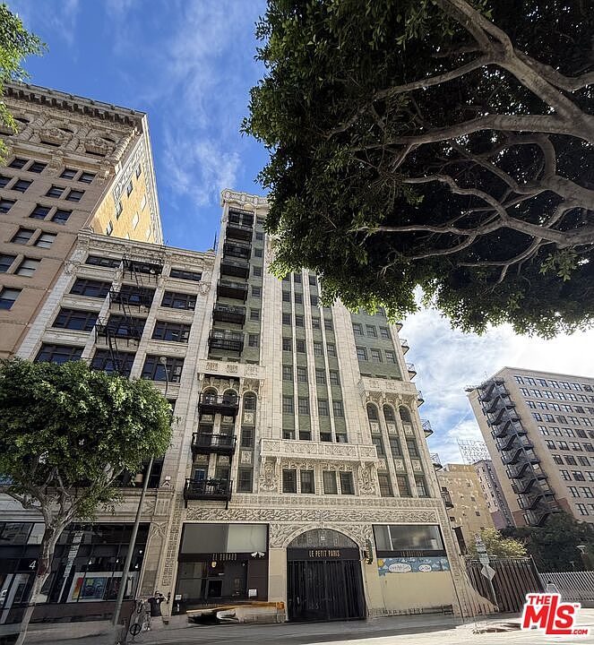 1st image of 416 S Spring St APT 905