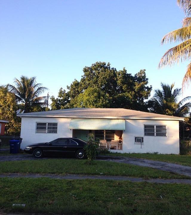 1st image of 1051 NE 151st Ter