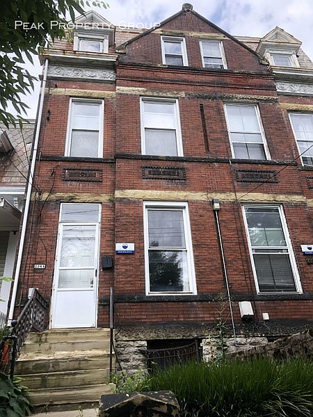 1st image of 2363 Clifton Ave