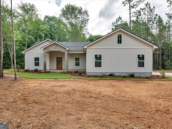 5th image of 323 Northwood Trl