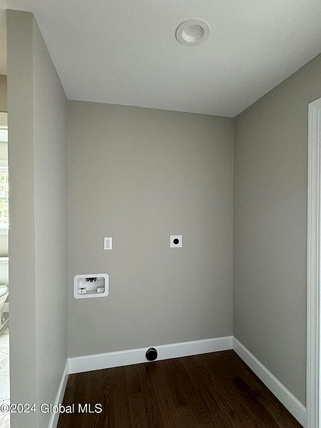 5th image of 48 Haviland Avenue