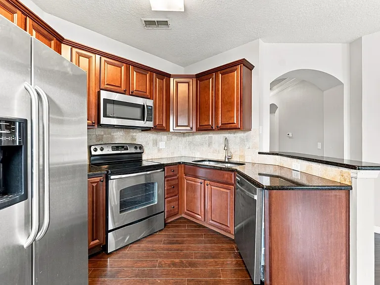 10436 Villa View Cir — Photo 13