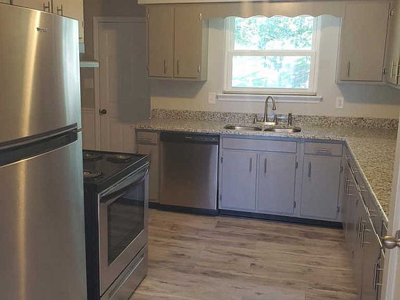 5th image of 815 Poindexter Ave #A-b
