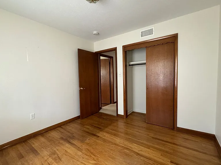 4512 NW Cheyenne Ave — Photo 9