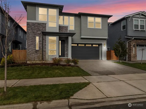 23544 SE 271st Place, Maple Valley, WA 98038