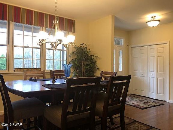 4th image of 122 Marquise Dr
