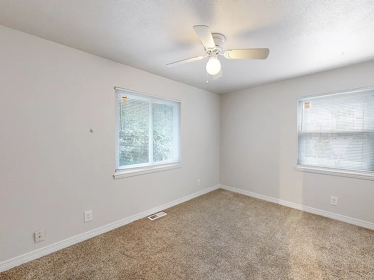 1381 Osceola St — Photo 14