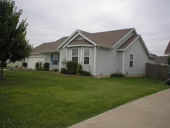 The home features 3 bedrooms and 2 baths in about 1500 sq ft