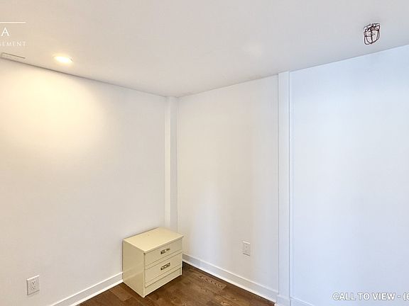 4th image of 75 Kensington Ave #204