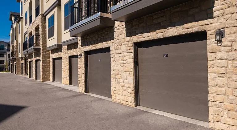 The Villas at Ridgeview Falls Apartments — Photo 29