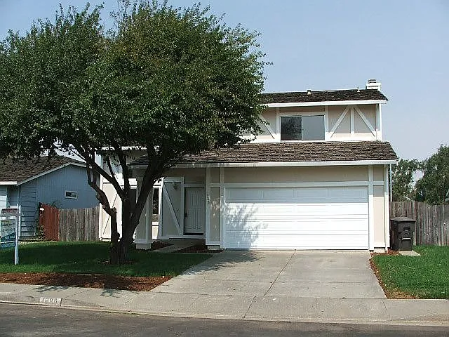 1306 Rebecca Dr photo 1