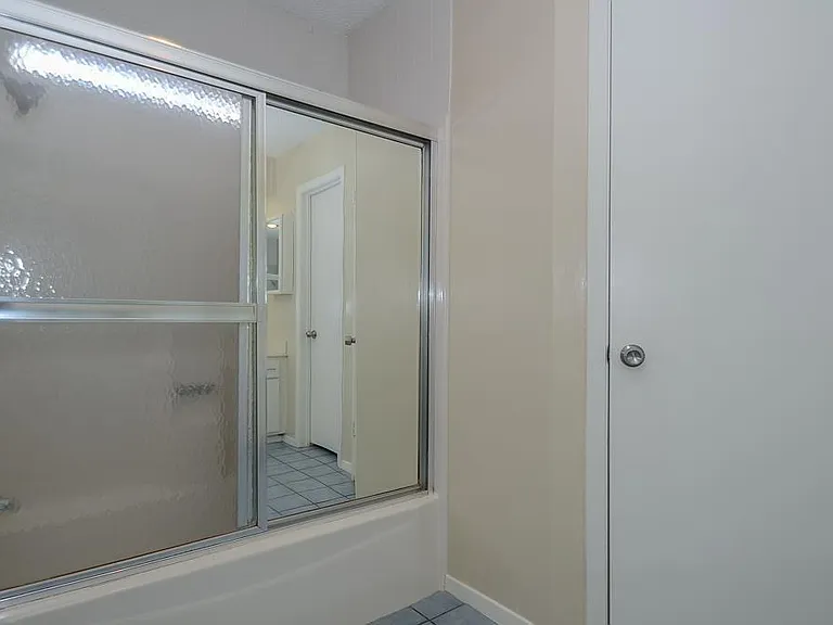 22814 Coriander Dr — Photo 12