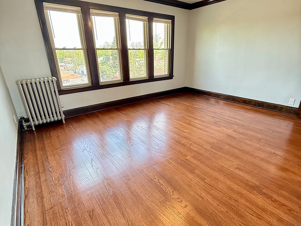 Front Room/Bedroom