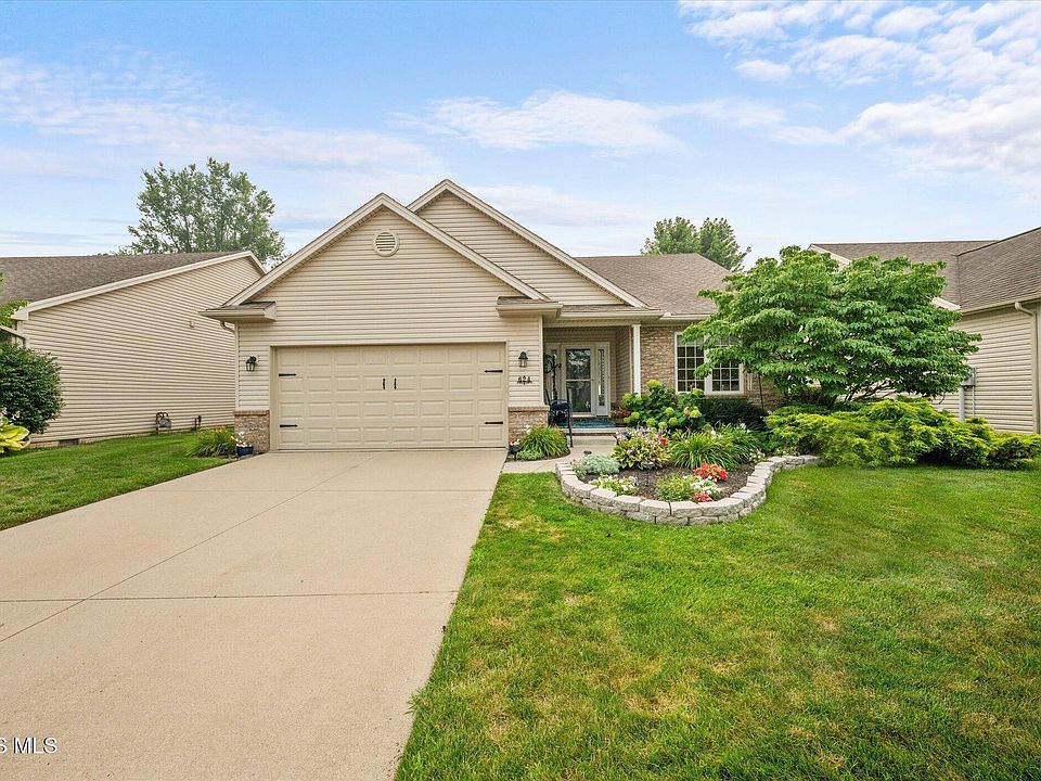 1st image of 624 Meadowchase Ln