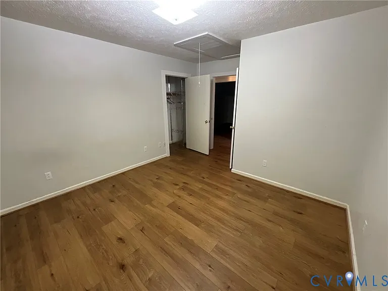 17220 Royalton Rd — Photo 14