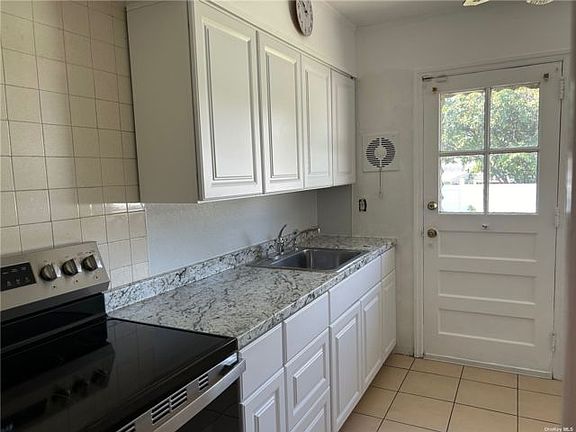 5th image of 1497 Adele Ct
