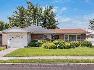 21964 Stewart Rd, Jamaica, NY 11427