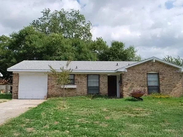 1320 Eastside Dr, Mesquite, TX 75149