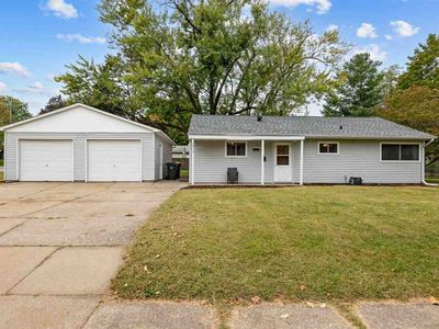1313 Ash St, Iowa City, IA, 52240