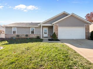 6430 Clover Farm Dr, O'Fallon, MO 63368
