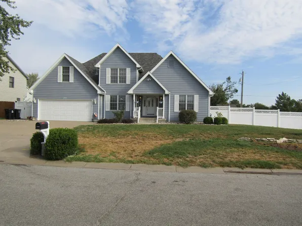2133 Pheasant Ln, Salina, KS 67401