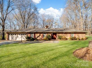 3200 Allenwood Rd, Charlotte, NC 28270