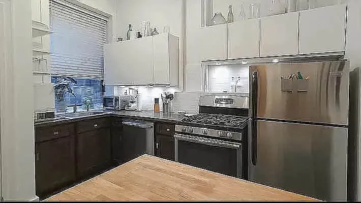 Rented by Jonis Realty | media 2